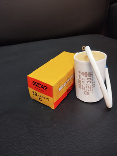 خازن روغنی ۳۰ میکرو فاراد