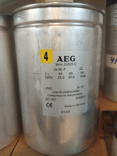 خازن ۲۵ کیلووار ۵۲۵ ولت AEG اوریجینال